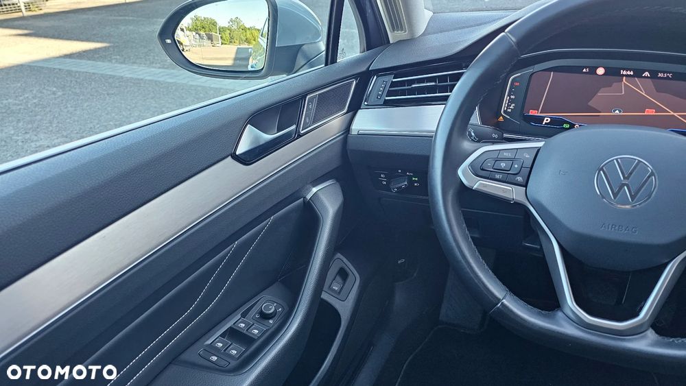 Volkswagen Passat Variant 2.0 TDI EVO Elegance DSG - 19