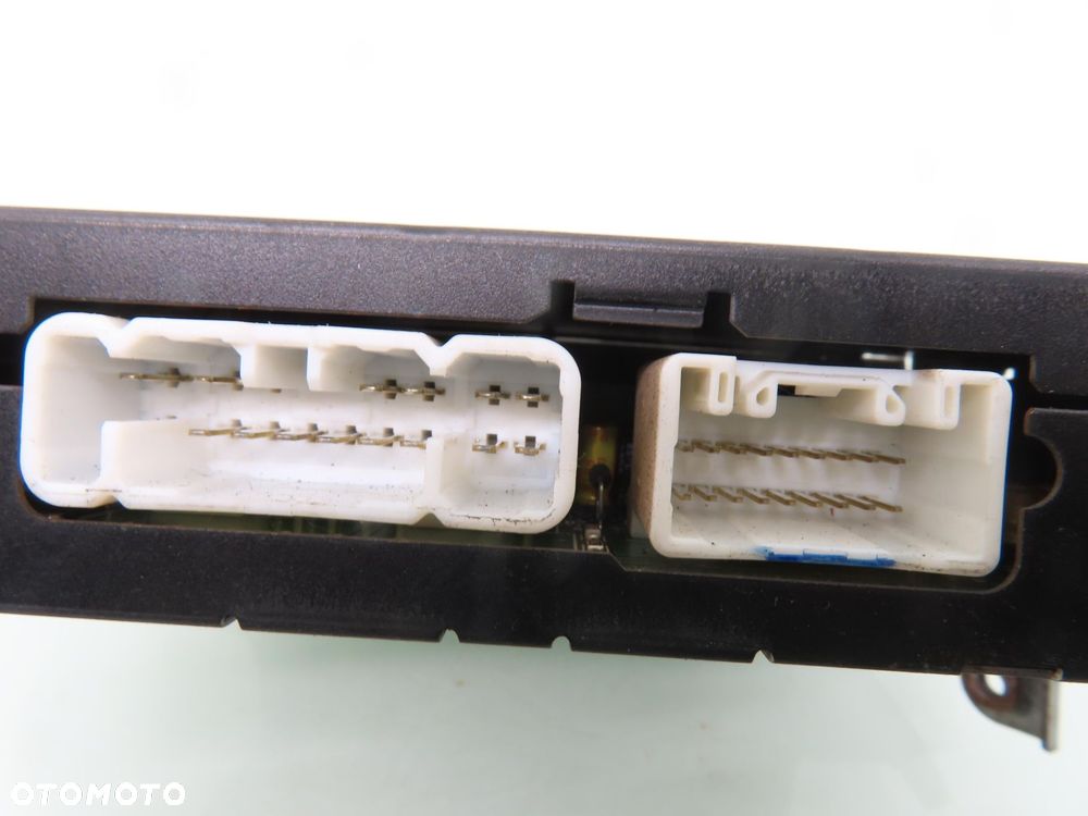 WZMACNIACZ LEXUS IS I 8628053030 - 3