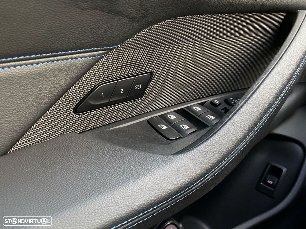 BMW i4 eDrive35 Pack Desportivo M - 15