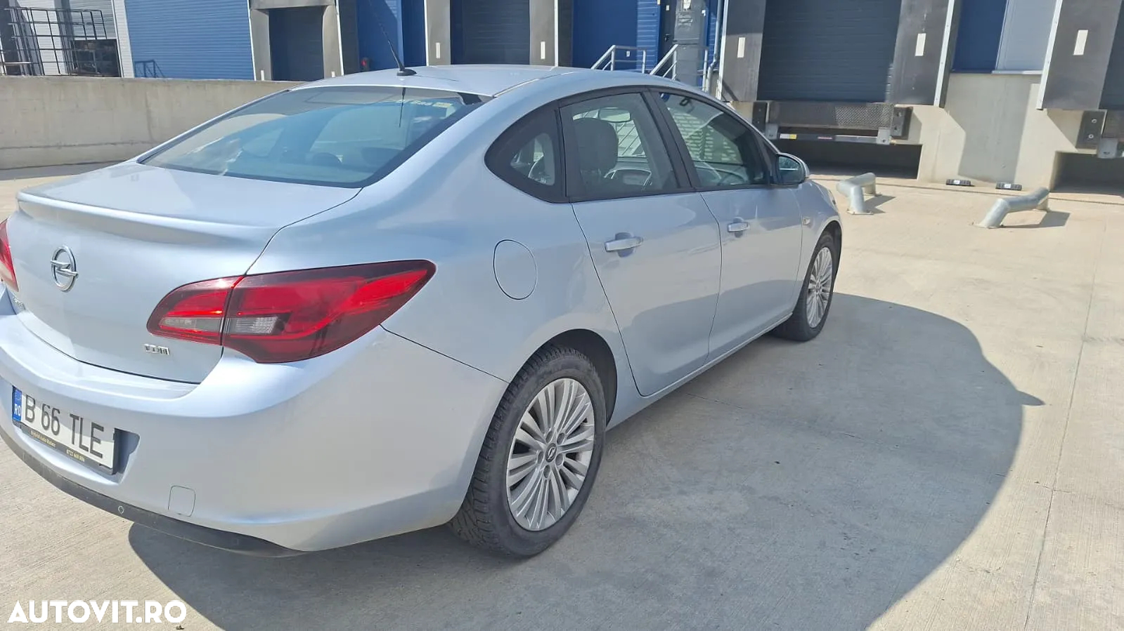 Opel Astra - 6