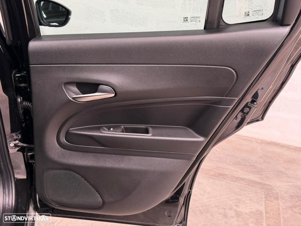 Jeep Avenger 54 kWh Black Edition - 40