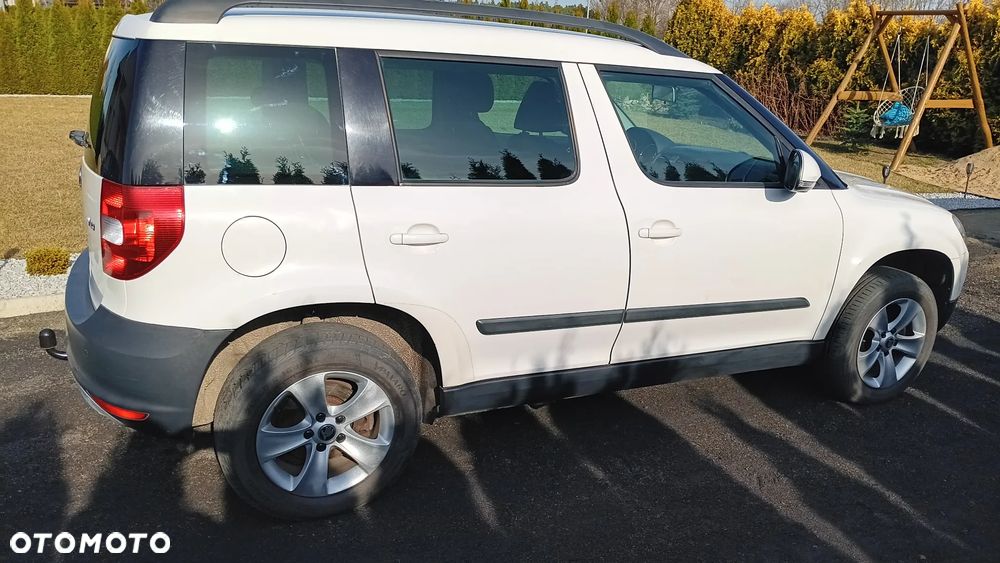 Skoda Yeti 2.0 TDI 4x4 Ambition - 4