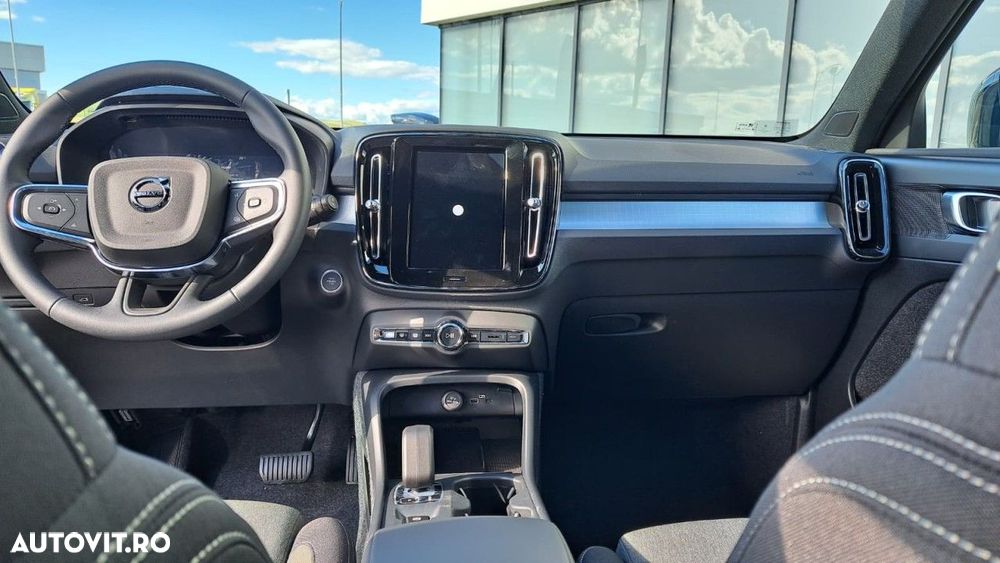 Volvo XC 40 B3 AT FWD MHEV Core - 9