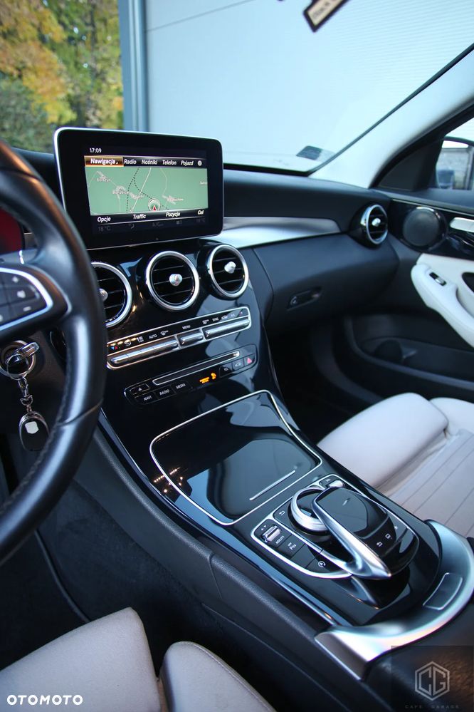 Mercedes-Benz Klasa C 200 (BlueTEC) d 7G-TRONIC - 38