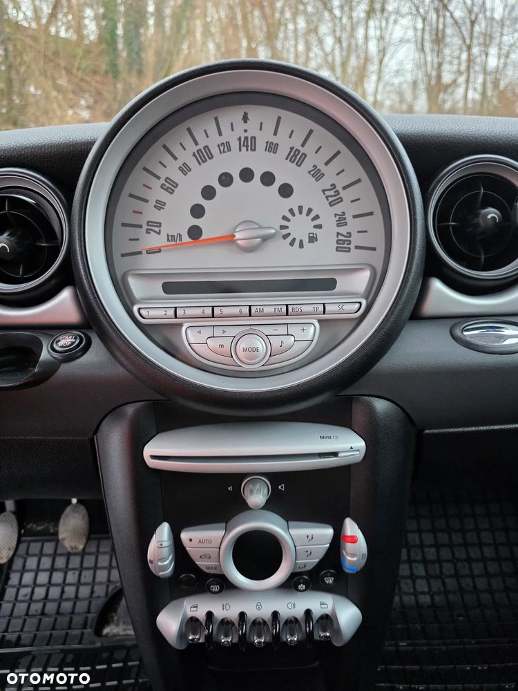 MINI Cooper Standard - 7