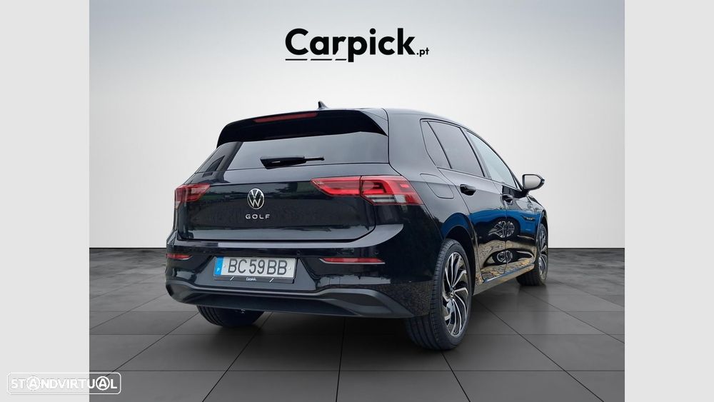 Volkswagen Golf 1.0 TSI Sportline — fotografia 5