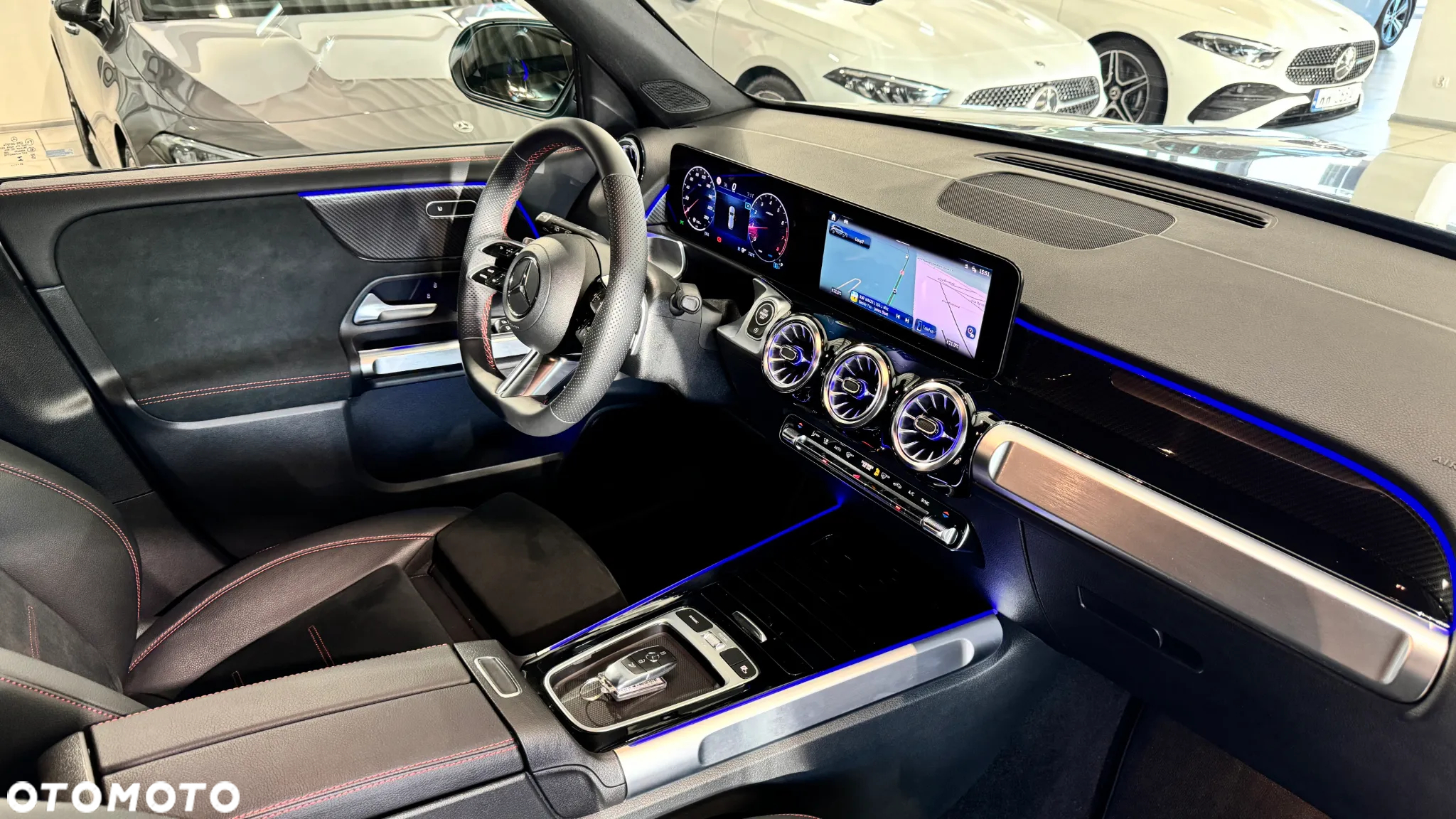 Mercedes-Benz GLB 200 AMG Line 7G-DCT - 34