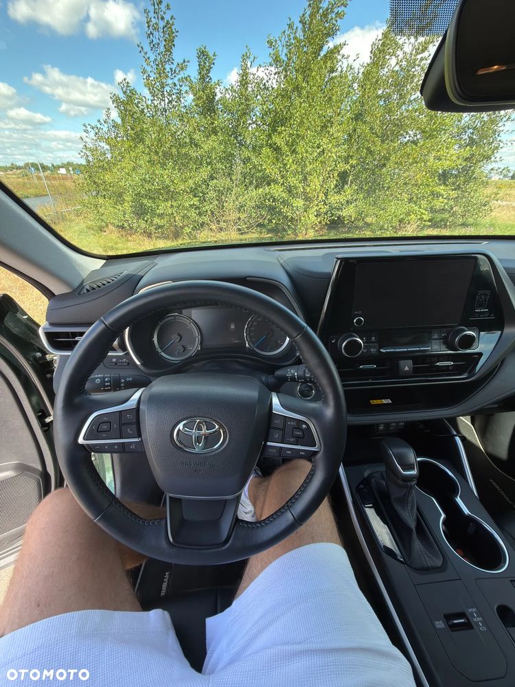 Toyota Highlander 2.5 Hybrid Comfort - 18