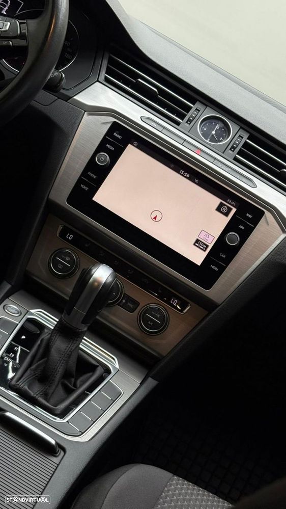 VW Passat Variant 1.6 TDI (BlueMotion ) DSG Trendline - 39