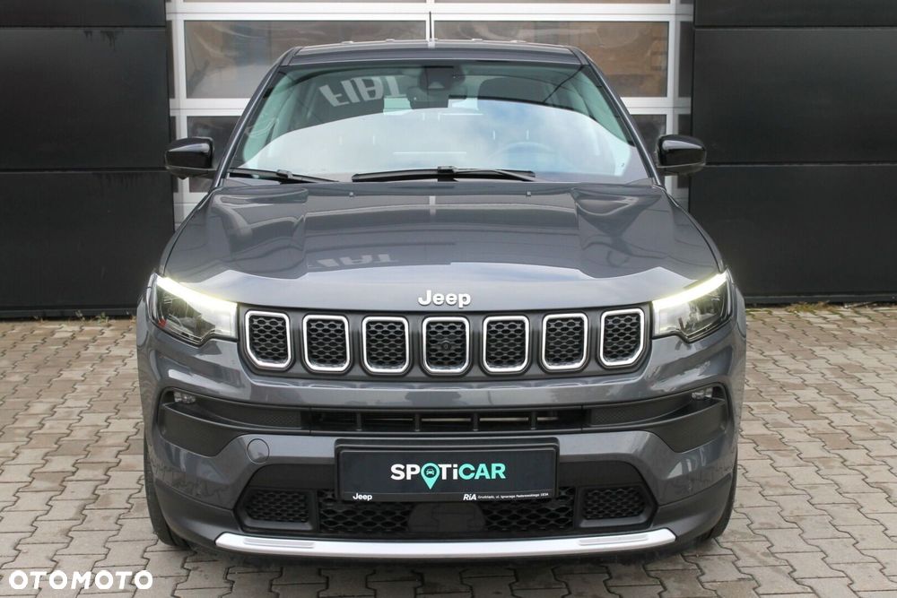 Jeep Compass - 10