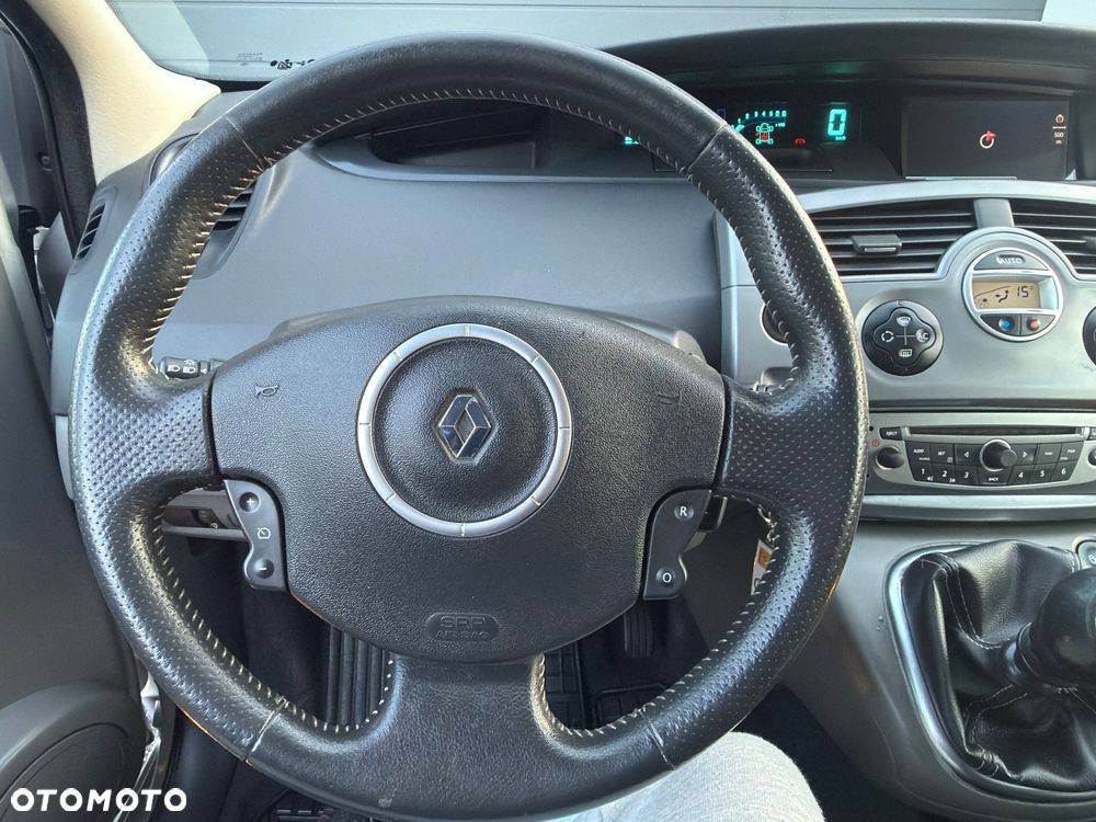 Renault Scenic 2.0 16V Privilege - 20
