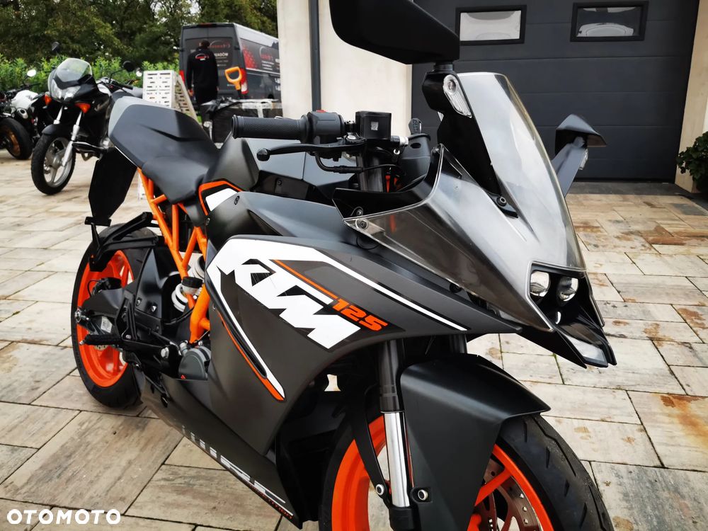 KTM RC 125 - 23