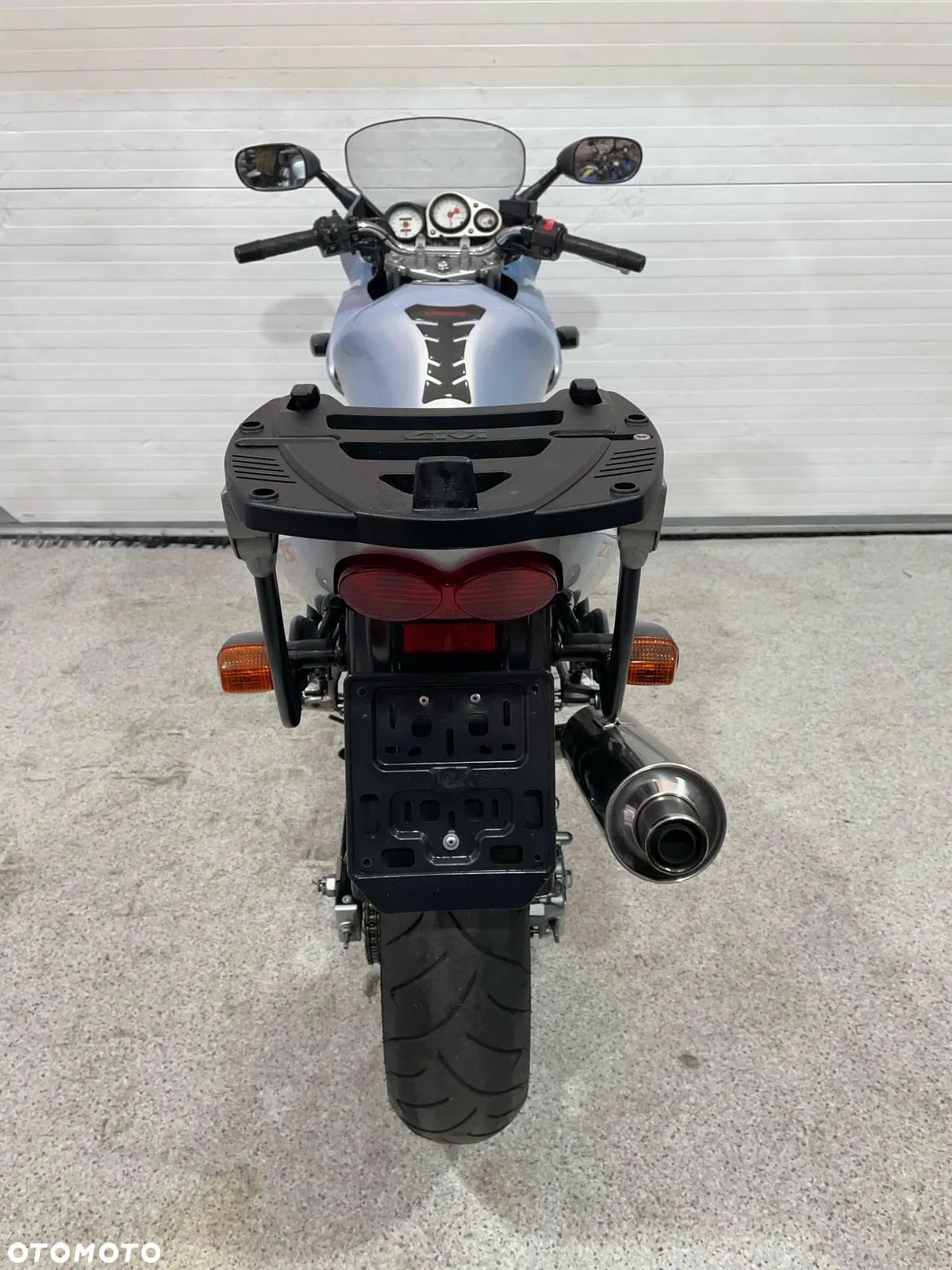 Kawasaki ZR - 25