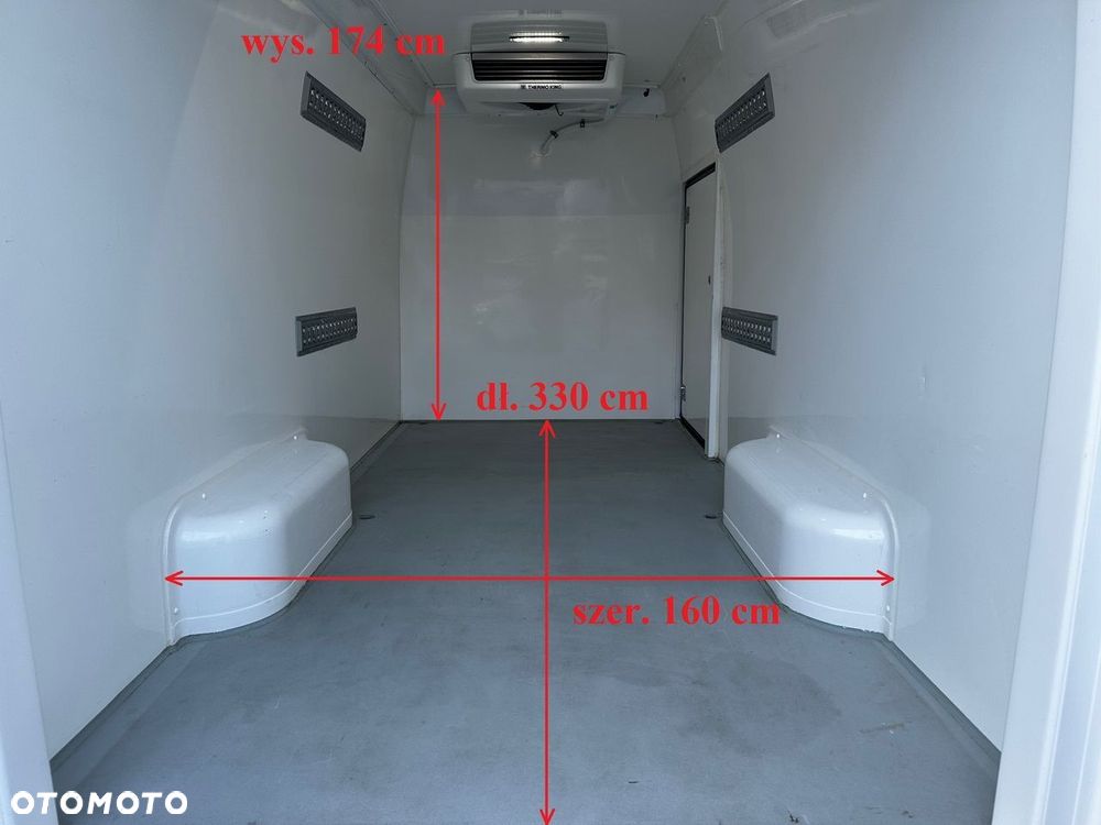 Iveco DAILY 35S14 FURGON CHŁODNIA  0*C ZASILANIE 230V NAWIGACJA AUTOMAT  KLIMATYZACJA  140KM - 13