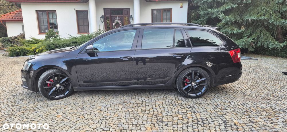 Skoda Octavia 2.0 TDI RS DSG - 9