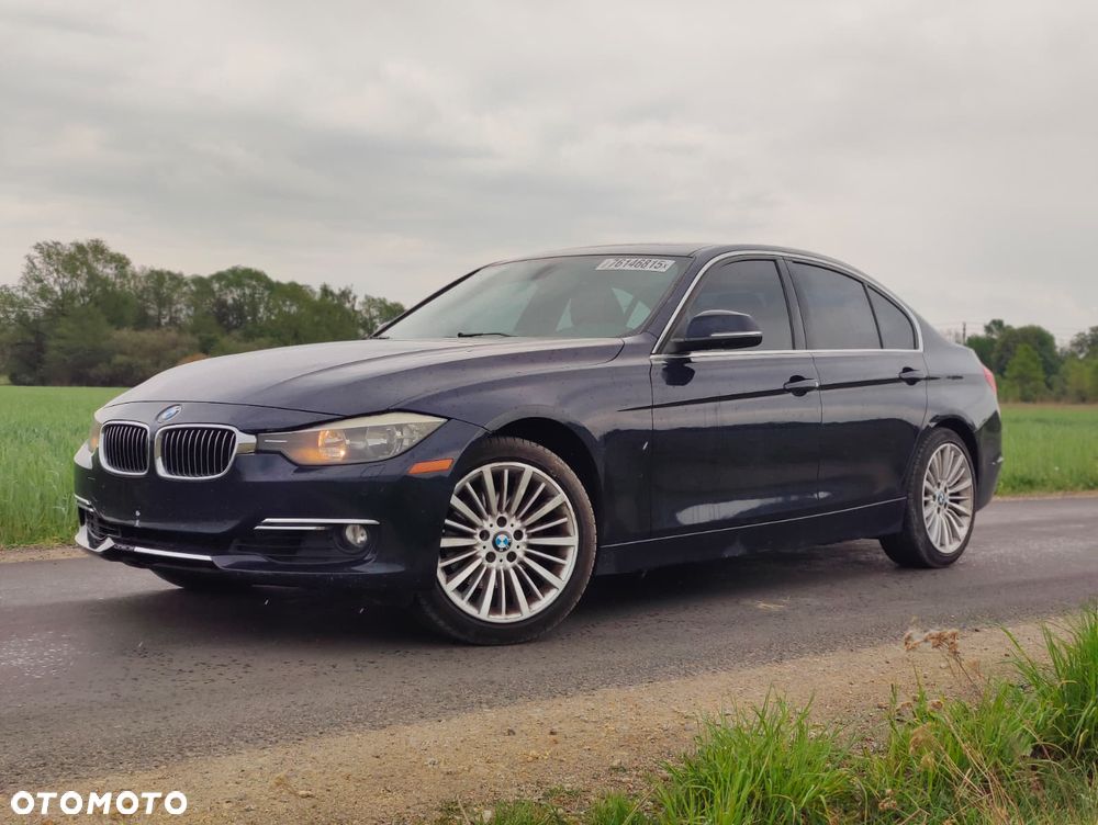 BMW Seria 3 328i xDrive Sport Line - 4