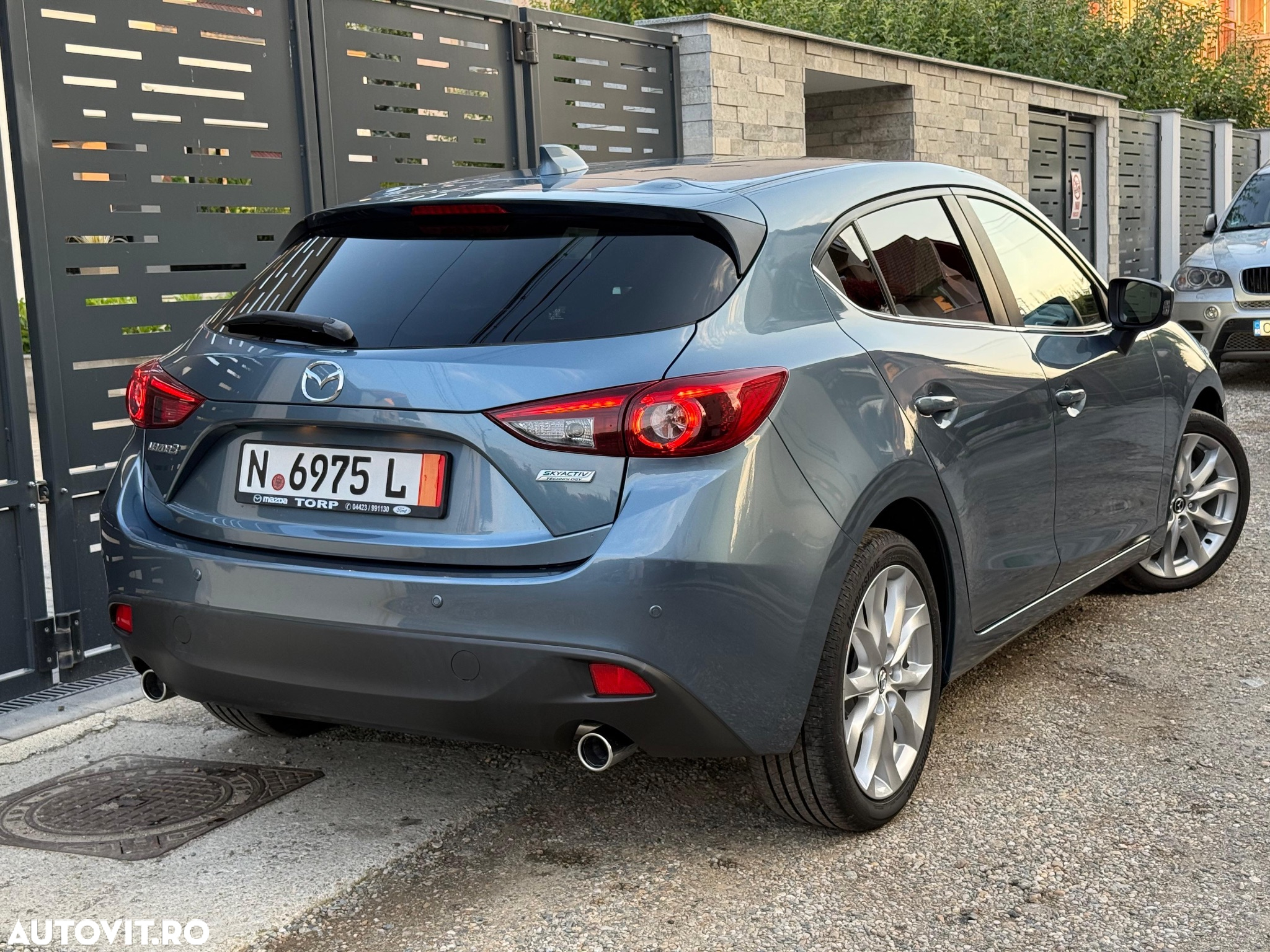 Mazda 3 SKYACTIV-G 120 Exclusive-Line - 4