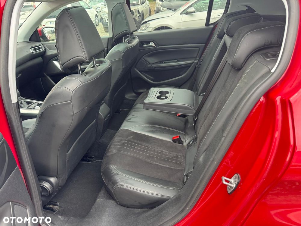 Peugeot 308 BlueHDi 120 EAT6 Stop & Start Active Business-Paket - 18