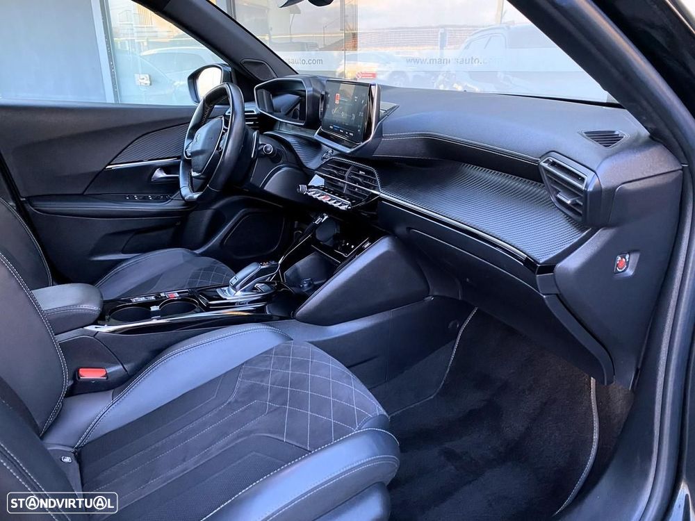 Peugeot 2008 1.2 PureTech GT EAT8 - 10