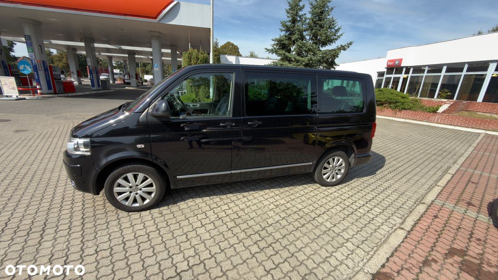 Volkswagen Multivan - 2
