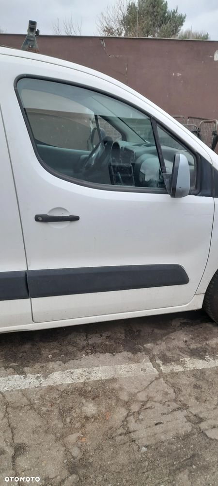 citroen berlingo III 08-12 lampa prawa - 4