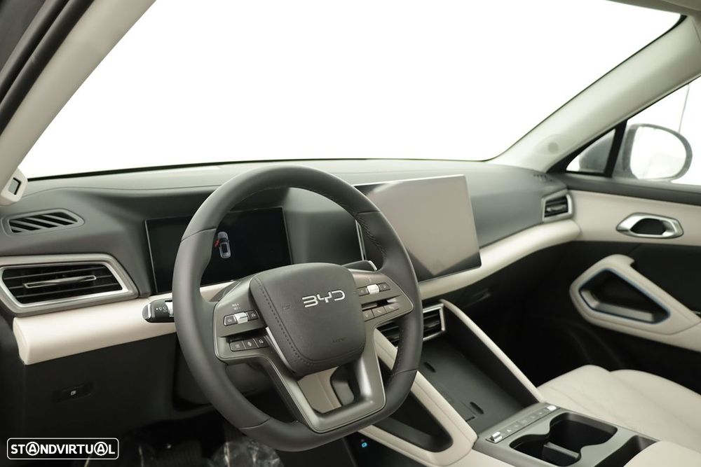 BYD Atto 2 1.5 DM-i Boost - 8