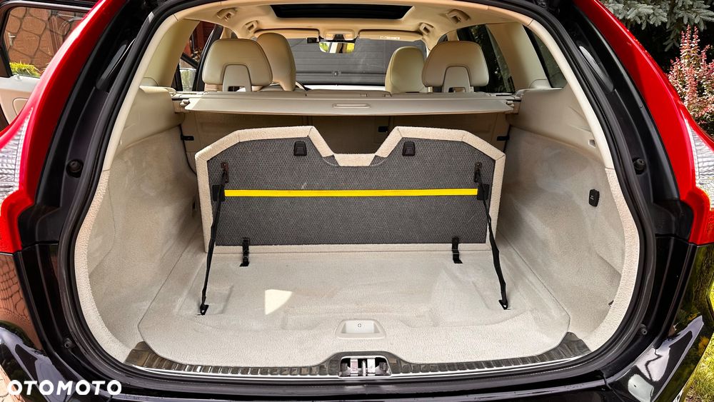 Volvo XC 60 D4 AWD Summum - 10