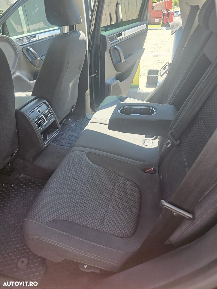 Volkswagen Touareg 3.0 V6 TDI BMT - 8