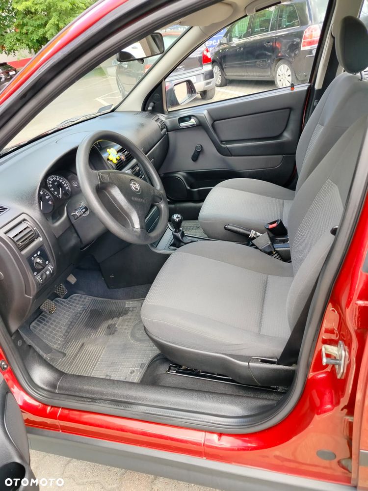 Opel Astra 1.4 - 10