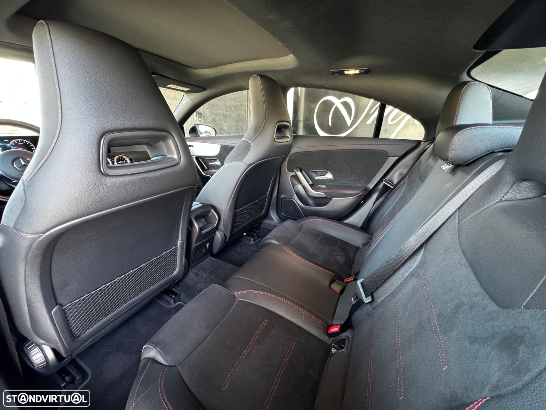 Mercedes-Benz CLA 250 e AMG Line - 13