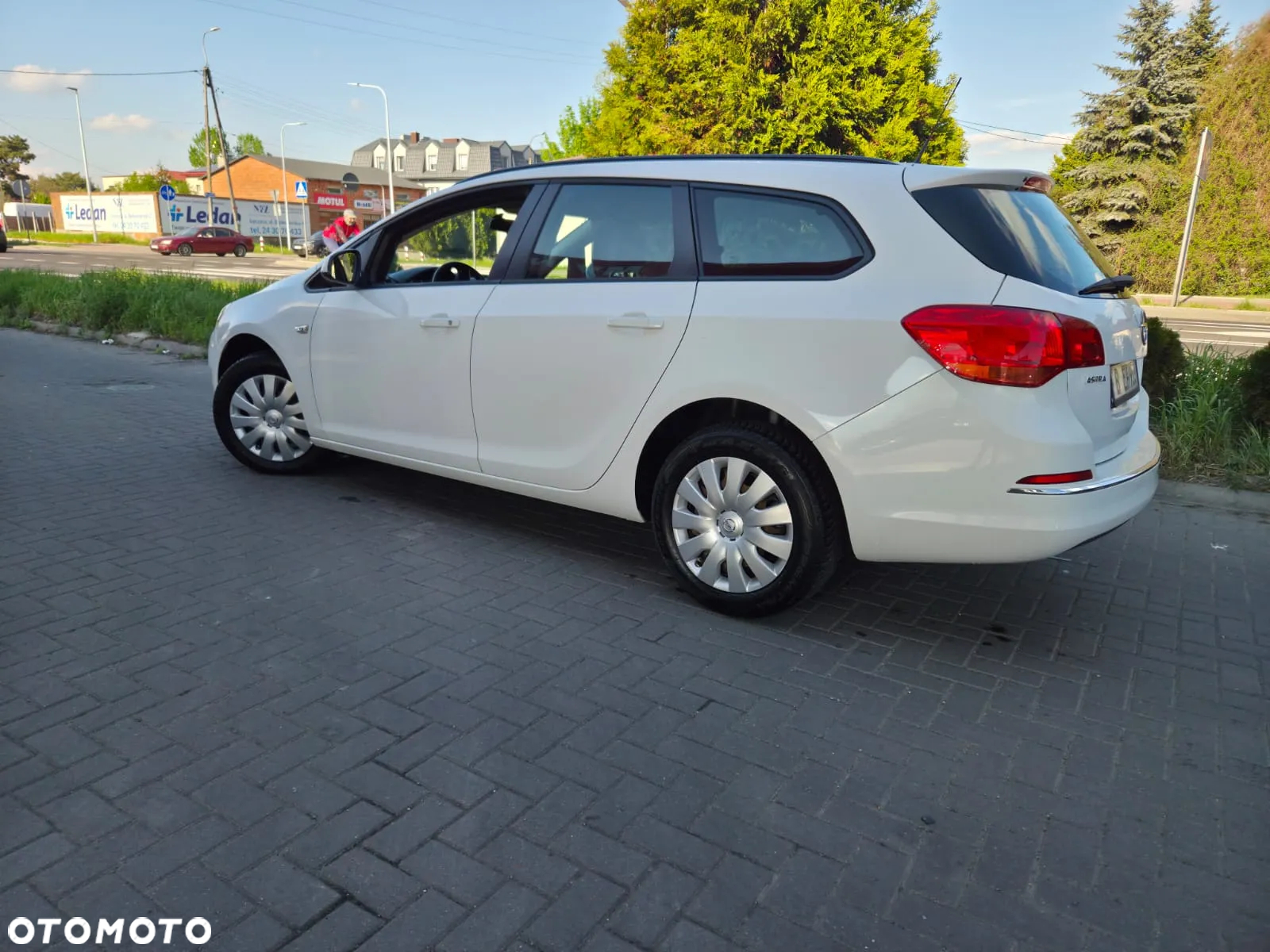 Opel Astra 1.6 Sports Tourer Design Edition - 15