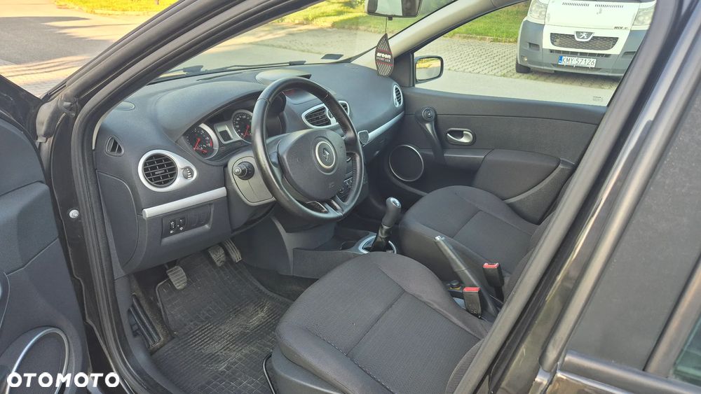 Renault Clio 1.2 TCE Authentique - 9