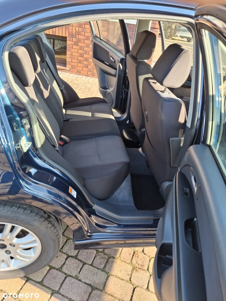 Suzuki SX4 - 15
