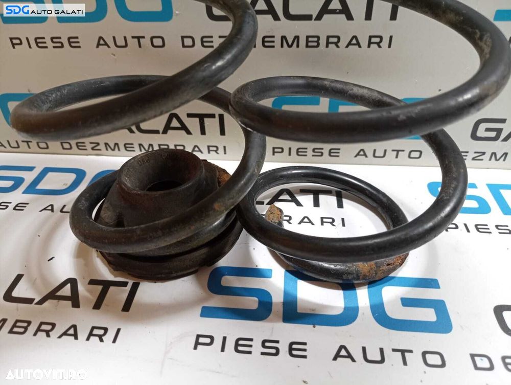 Set Arc Arcuri Spate Stanga Dreapta Volkswagen Polo 9N Coupe 2002 - 2008 [M6781] - 2