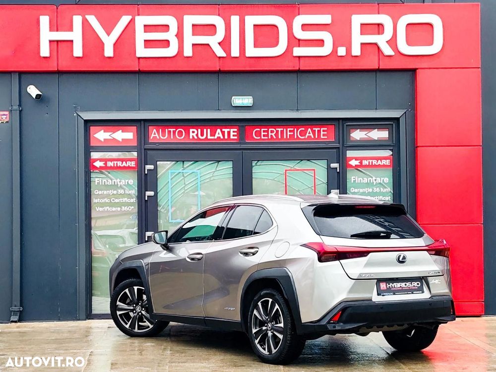 LEXUS UX 2019 — imagine 4