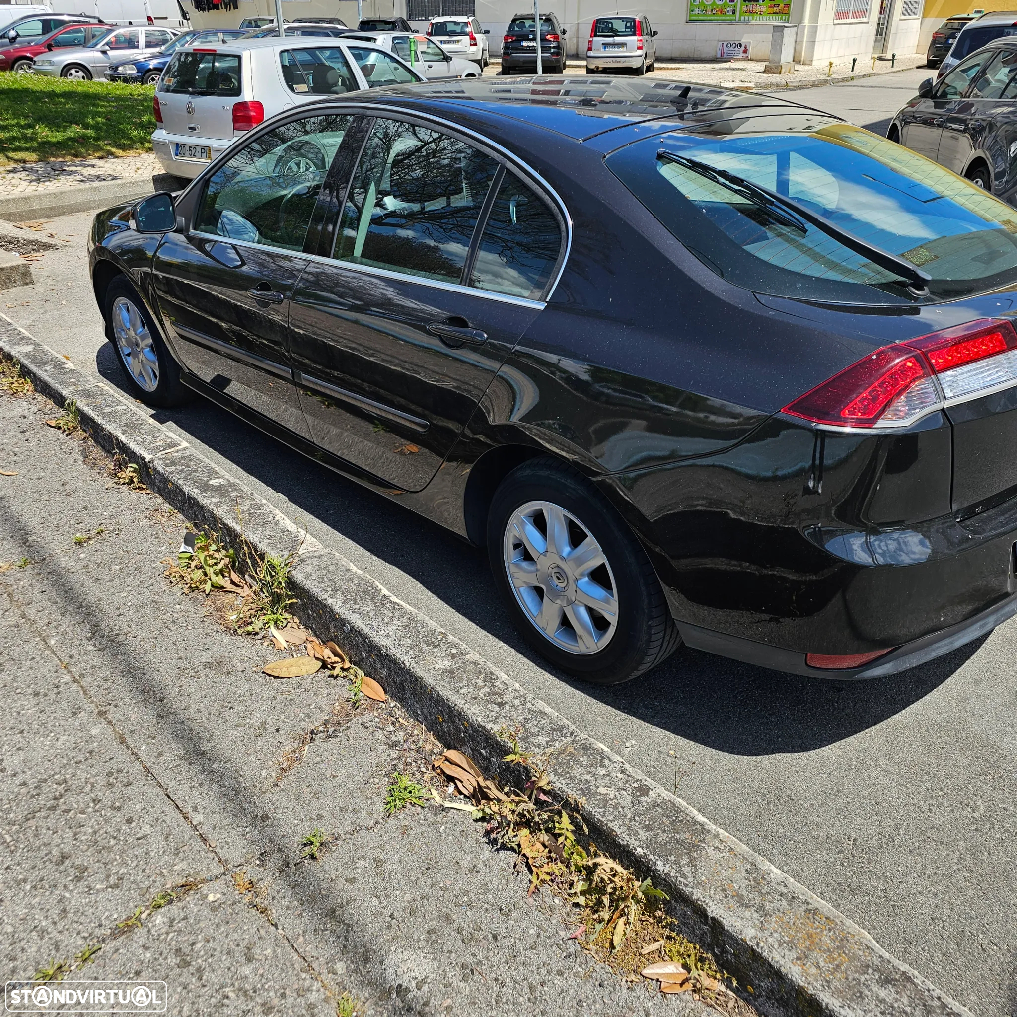 Renault Laguna 1.5 dCi Black Line - 6