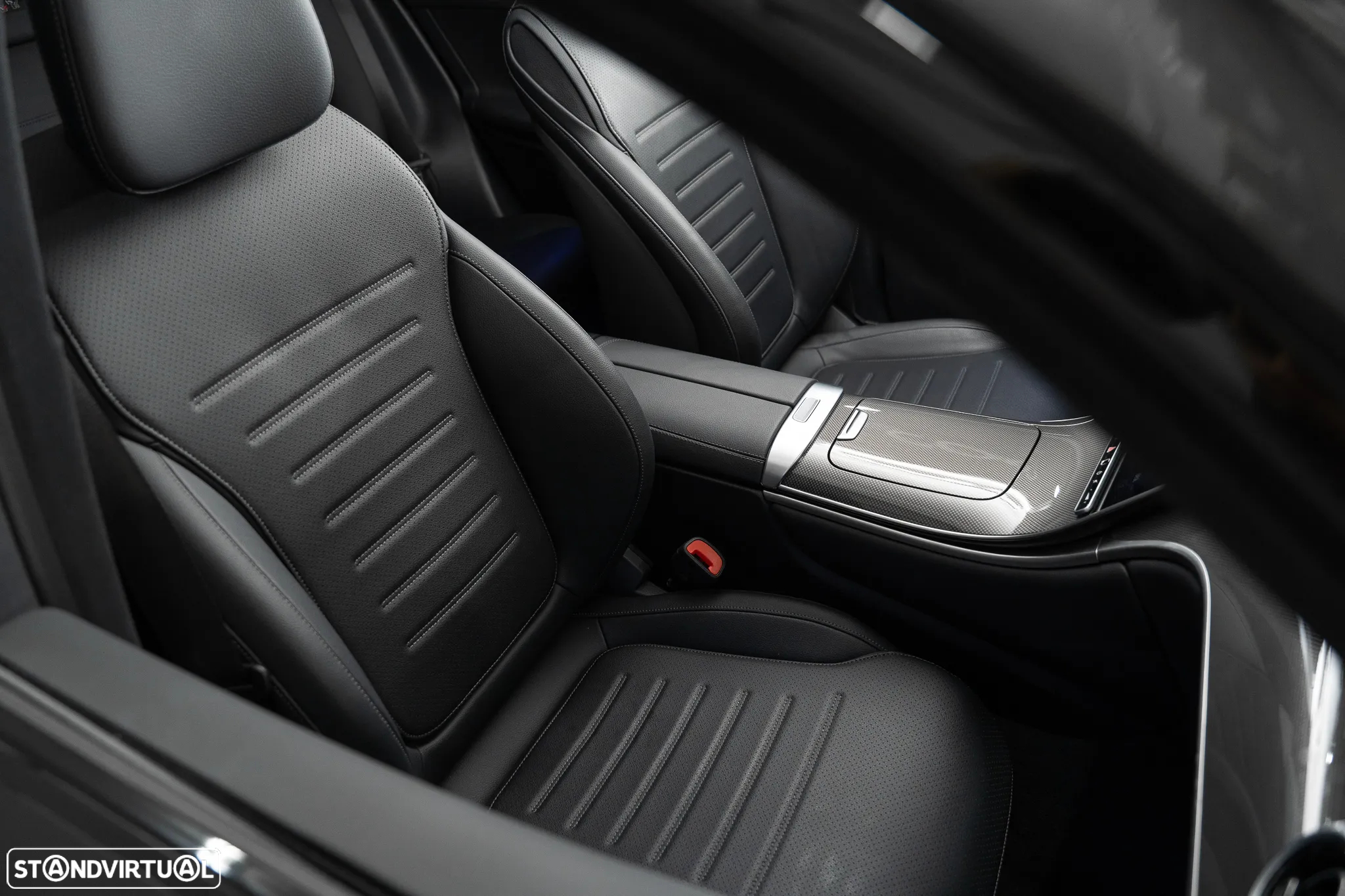 Mercedes-Benz GLC 300 de 4Matic - 35