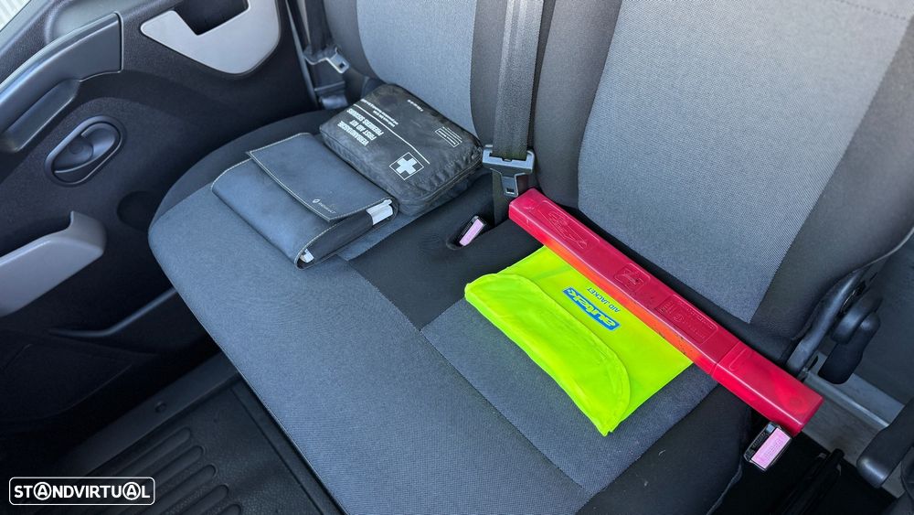 Renault Master 2.3 dCi L4 Rodado duplo - 31