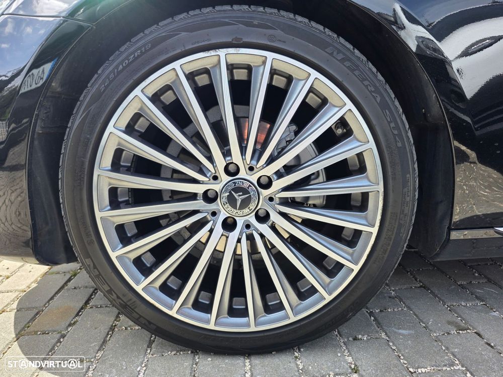 Mercedes-Benz E 220 d Avantgarde - 25