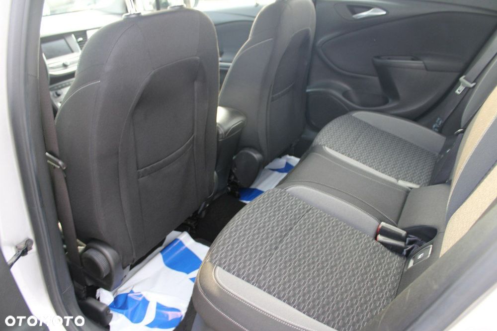 Opel Astra - 15