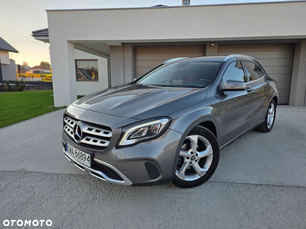 Mercedes-Benz GLA 200 7G-DCT AMG Line