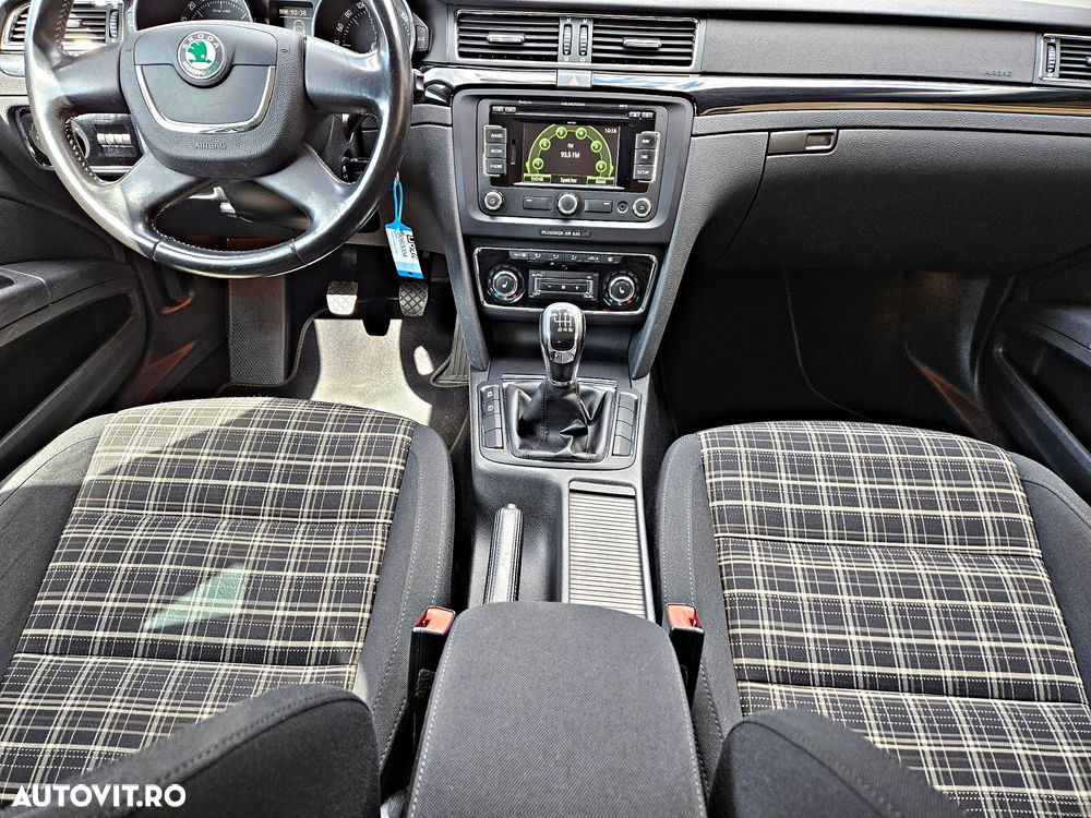 Skoda Superb 2.0 TDI Exclusive - 20