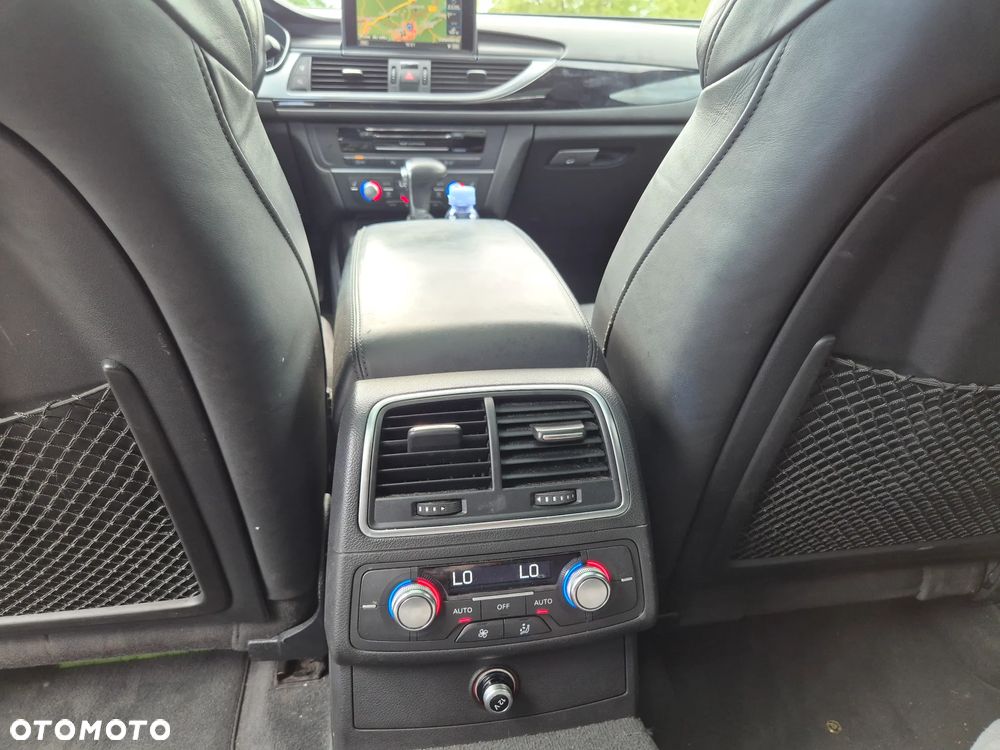 Audi A6 Avant 2.0 TDI Ultra S tronic - 17