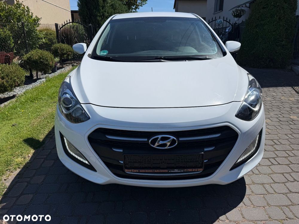 Hyundai i30 blue 1.4 YES Gold - 30