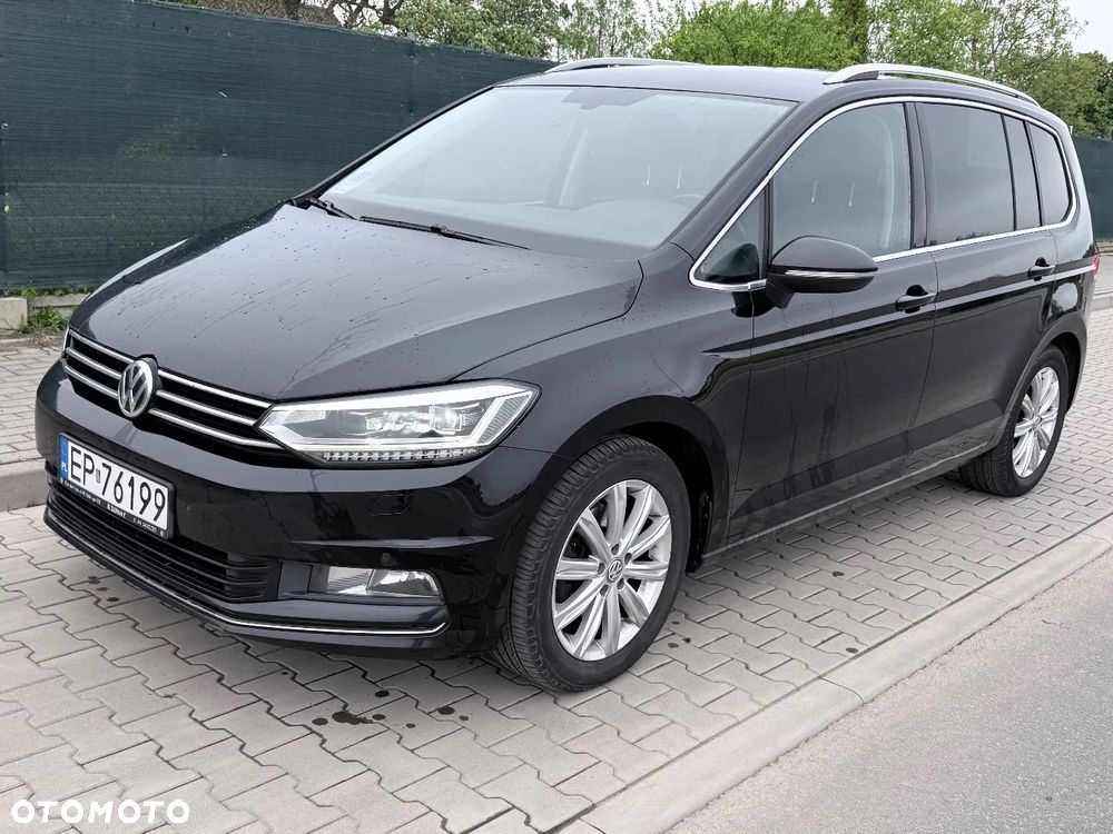 Volkswagen Touran - 1