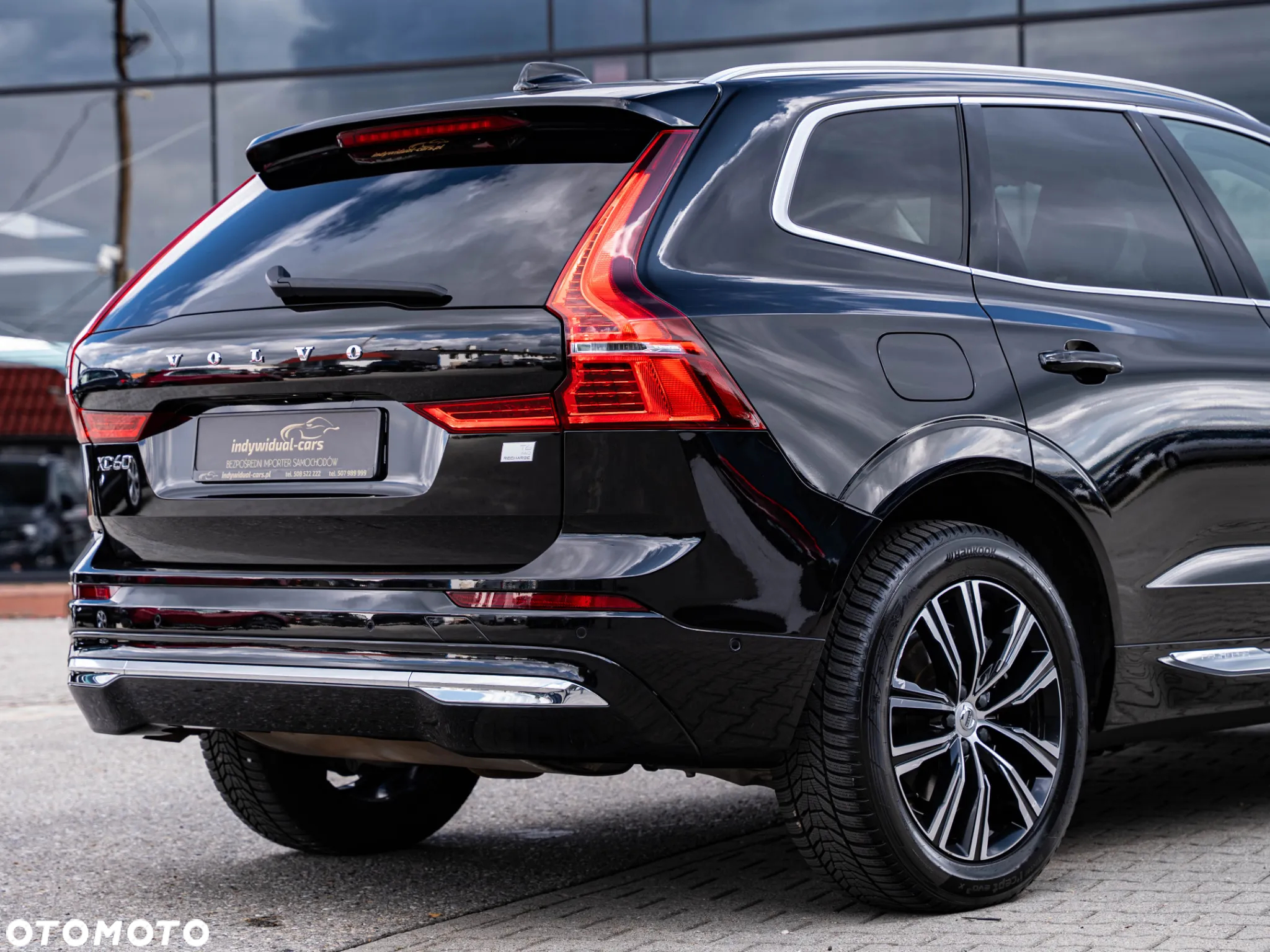 Volvo XC 60 T6 AWD Plug-In Hybrid Inscription - 14