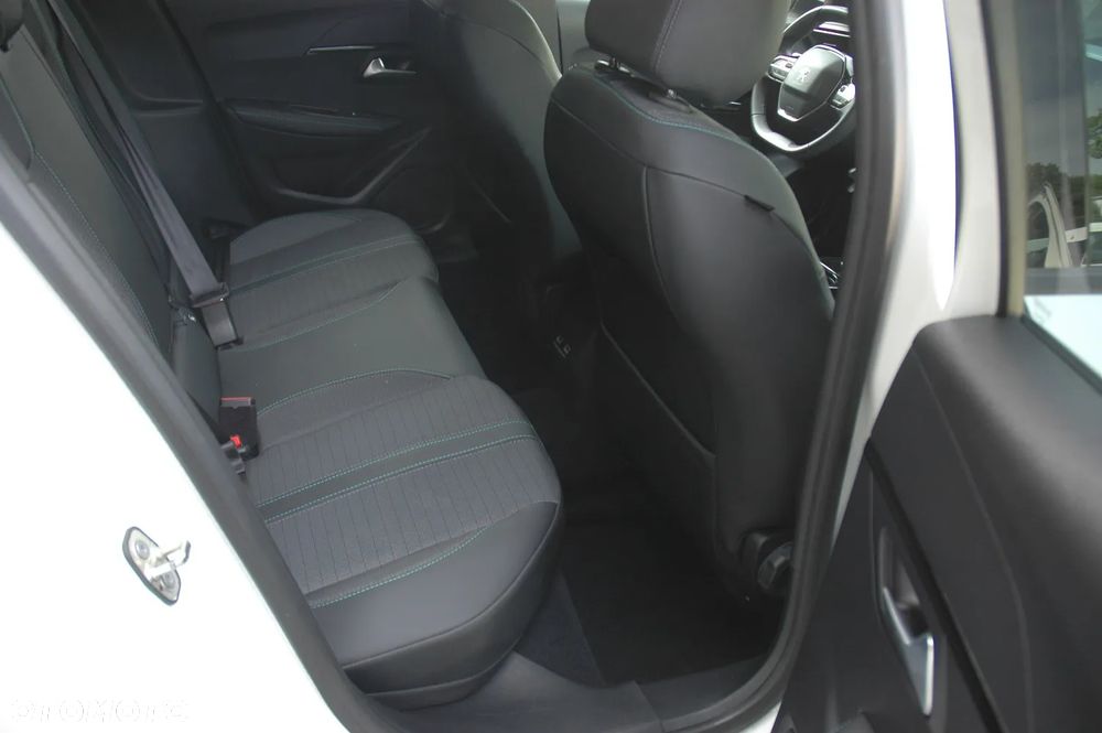 Peugeot 208 1.2 PureTech Allure Pack S&S EAT8 - 13