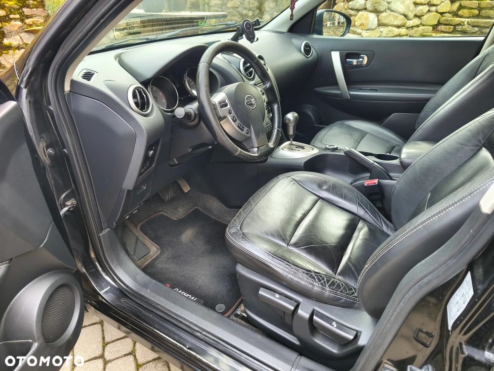 Nissan Qashqai 2.0 dCi 4x4 Tekna - 12