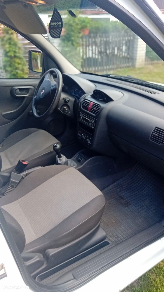 Opel COMBO - 14
