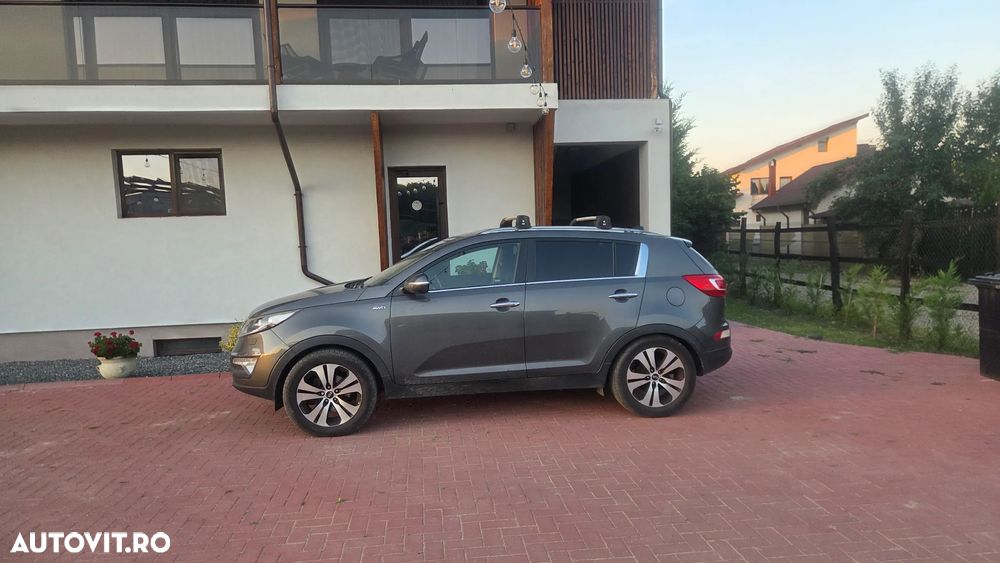 Kia Sportage 2.0 CRDI 4WD Automatik Spirit - 8